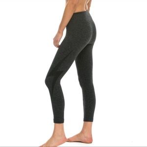AVIATOR NATION- Women’s Bolt Crop Legging Charcoal Athletic Workout Training